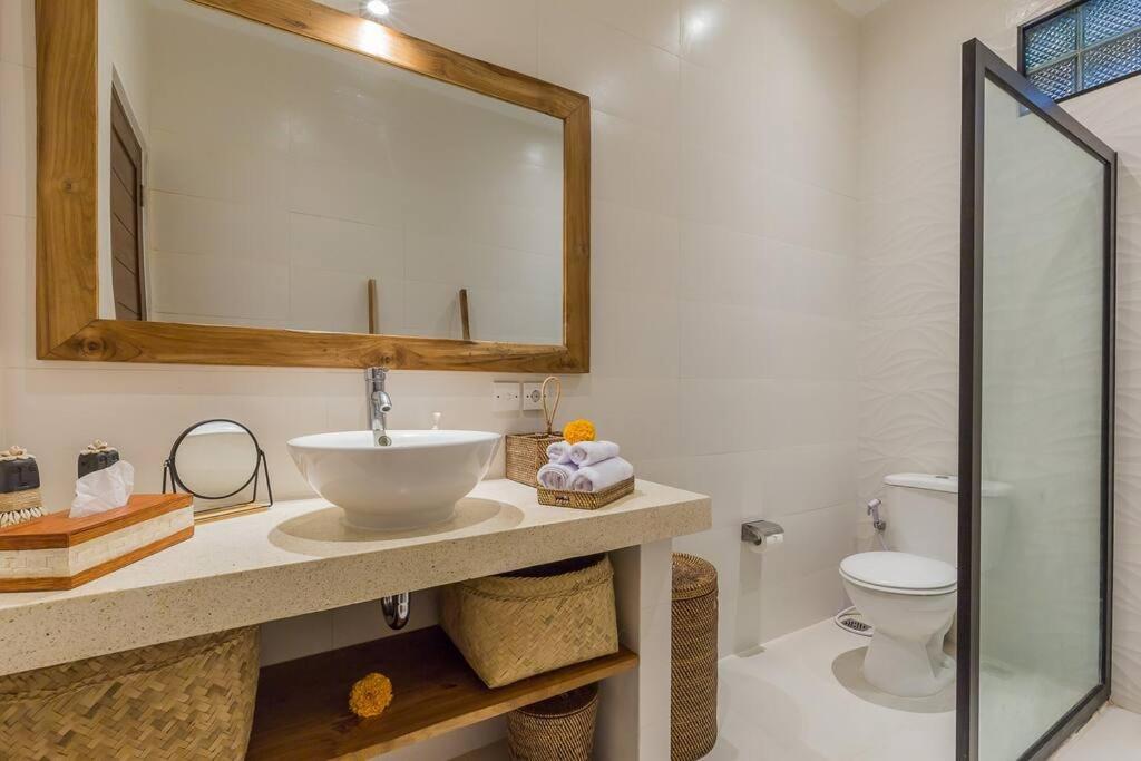 Lima - 5 Bdrs, Bbq, Living With Ac And Private Pool